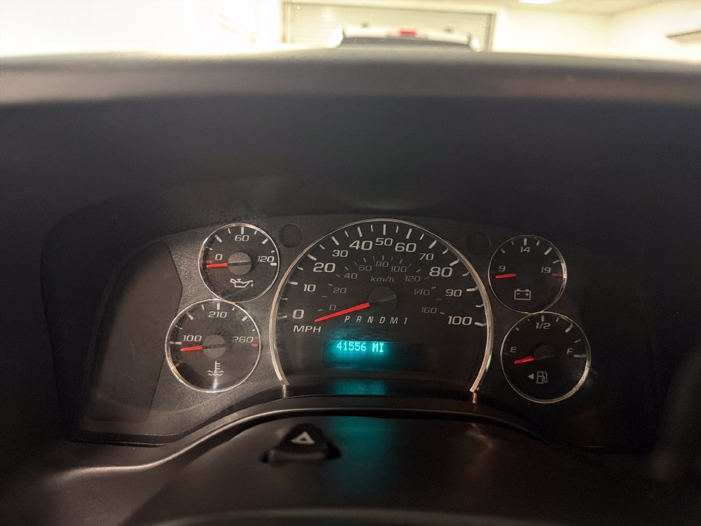 Used 2025 Chevrolet Express 3500 LT w/ LT Preferred Equipment Group RWD image 15