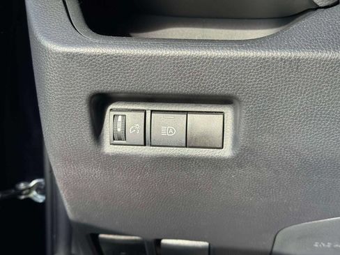 Used 2024 Toyota RAV4 XLE AWD/4WD image 21