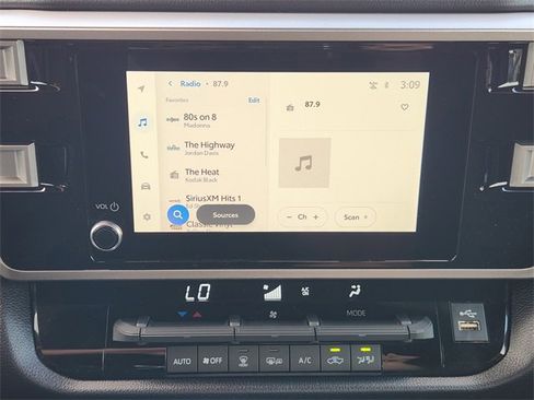 New 2026 Toyota Tundra SR5 image 13