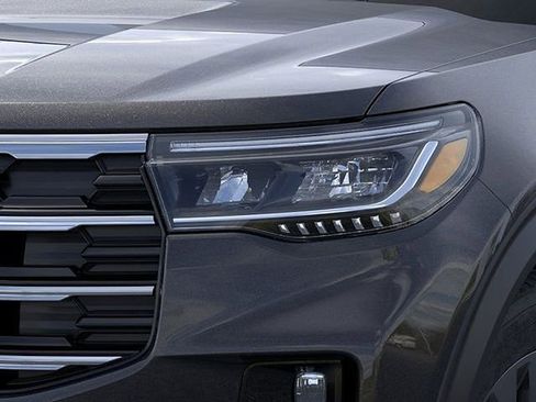 New 2026 Ford Explorer Active w/ Active Comfort Package image 18