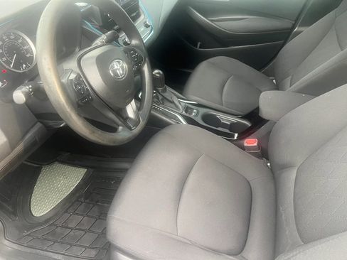 Used 2022 Toyota Corolla LE FWD image 9