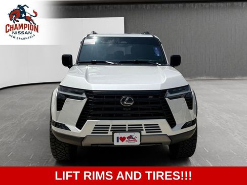 Used 2024 Lexus GX 550 AWD/4WD image 8