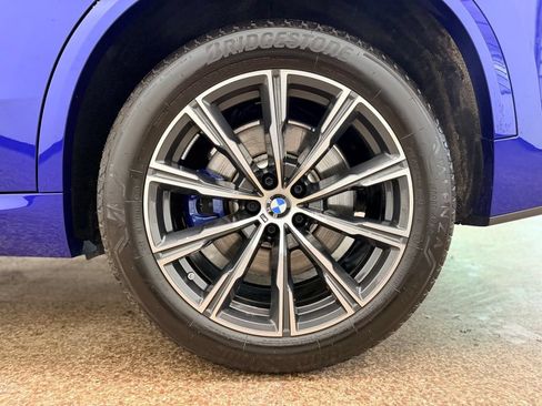 Used 2025 BMW X5 M60i AWD/4WD image 23