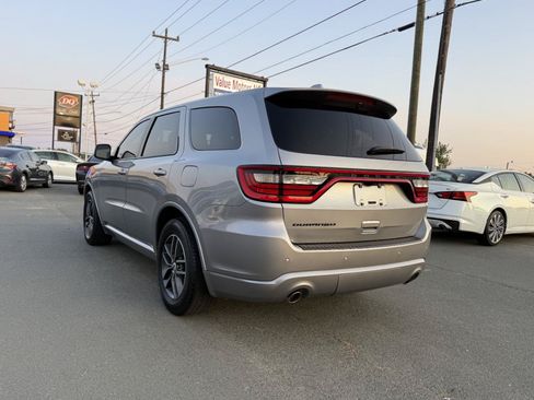 Used 2021 Dodge Durango SXT RWD image 4