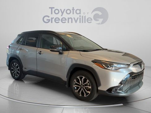 Used 2024 Toyota Corolla Cross AWD Hybrid w/ Moonroof Package image 8