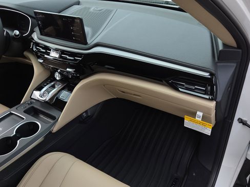 New 2026 Acura MDX FWD image 19
