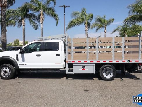 Used 2017 Ford F550 2WD Crew Cab Super Duty image 5