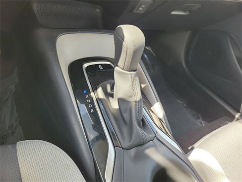 Used 2025 Toyota Corolla LE image 19