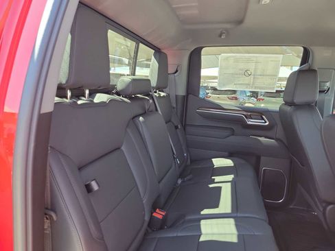 New 2026 Chevrolet Silverado 1500 LT w/ Z71 Off-Road Package AWD/4WD image 17