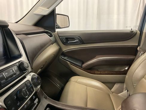 Used 2016 Chevrolet Tahoe LT AWD/4WD image 23