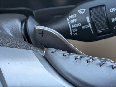 Used 2018 Lexus LX 570 4WD image 30