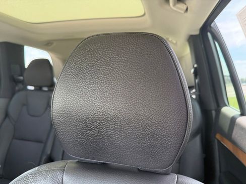 Used 2024 Volvo XC90 B6 Plus AWD/4WD image 28