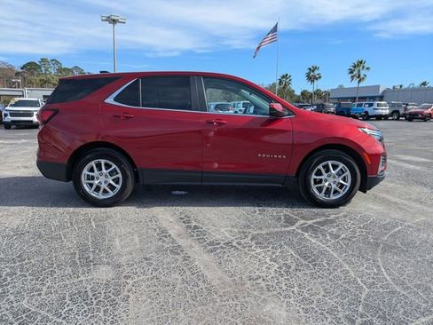 Certified 2024 Chevrolet Equinox LT image 3