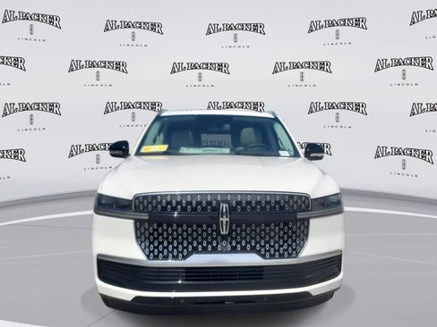 New 2026 Lincoln Navigator L Reserve image 8