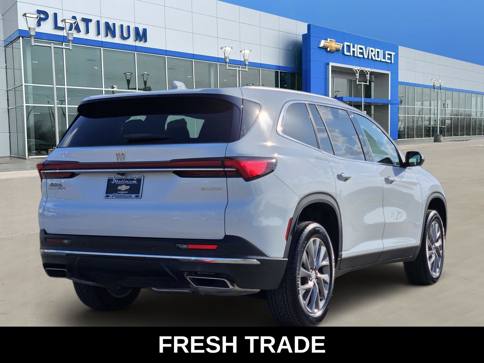 Used 2026 Buick Enclave Preferred FWD image 5