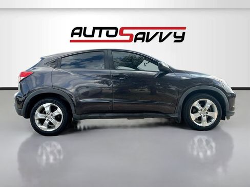 Used 2016 Honda HR-V LX image 8