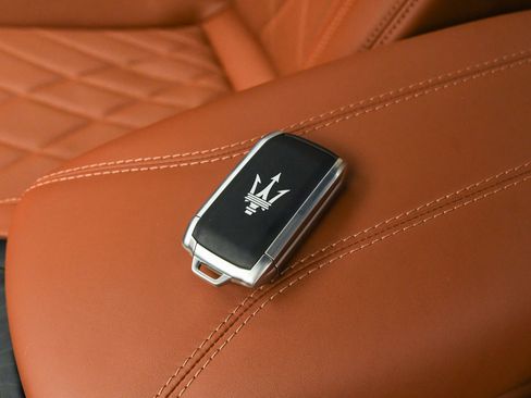 Used 2024 Maserati GranTurismo Modena image 21