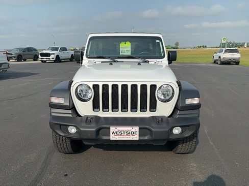 Used 2023 Jeep Wrangler Unlimited Sport AWD/4WD image 2