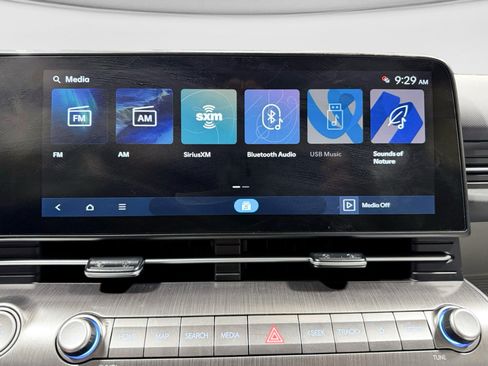 Used 2024 Hyundai Kona SE FWD image 14