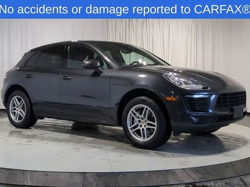Used 2018 Porsche Macan image 2