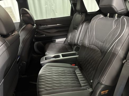 New 2026 INFINITI QX60 Autograph w/ Dark Cargo Package image 32