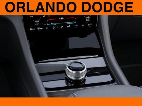 New 2025 Jeep Grand Cherokee L Altitude RWD image 24