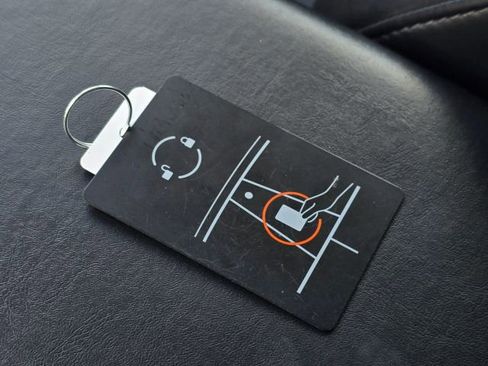 Used 2020 Tesla Model 3 Standard Range Plus image 31