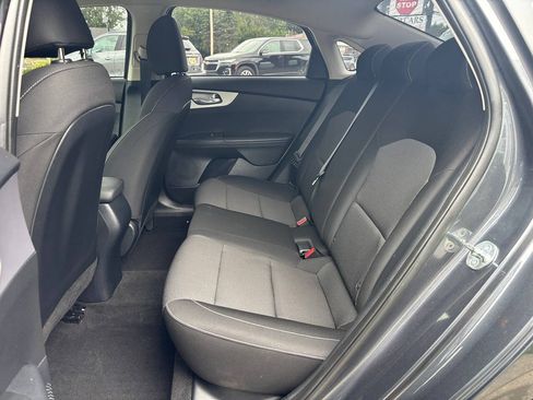Used 2024 Kia Forte LXS FWD image 14