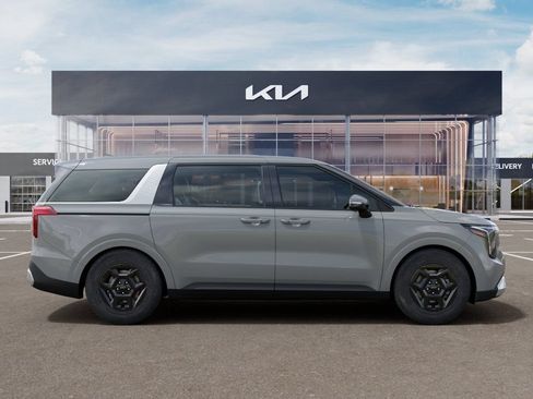 New 2027 Kia Carnival LX FWD image 7