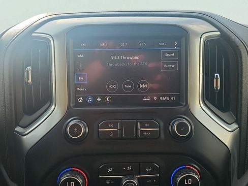 Used 2021 Chevrolet Silverado 1500 LT AWD/4WD image 24