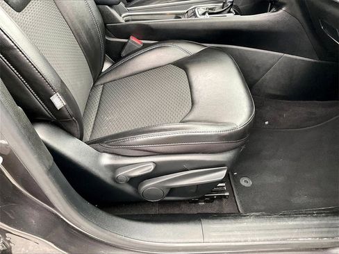 Used 2023 Jeep Compass Latitude image 35