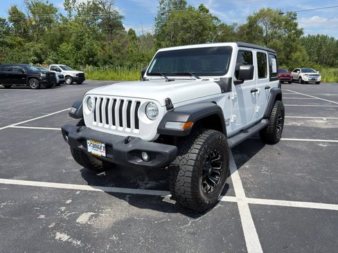 Used 2019 Jeep Wrangler Unlimited Sport S AWD/4WD image 2