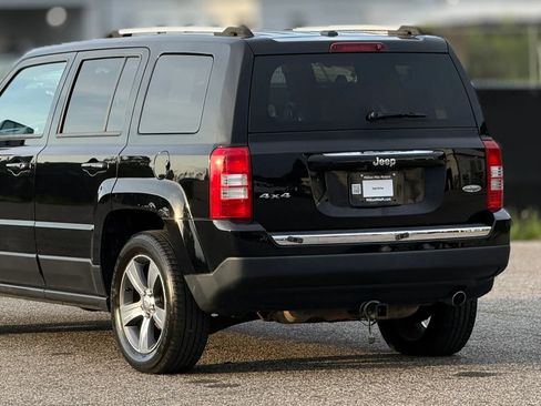 Used 2017 Jeep Patriot High Altitude AWD/4WD image 16