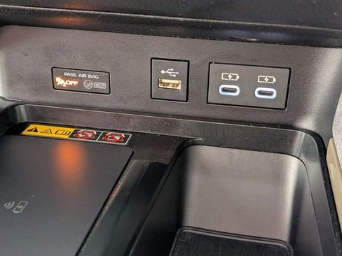 Used 2026 Toyota Camry LE w/ Convenience Package FWD image 21