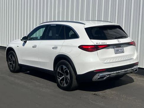 Used 2025 Mercedes-Benz GLC 350e 4MATIC image 4