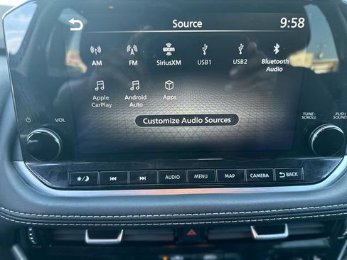 Used 2023 Nissan Rogue SL w/ SL Premium Package FWD image 17