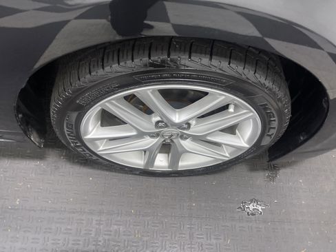 Used 2017 Lexus CT 200h w/ Accessory Package 2 image 28