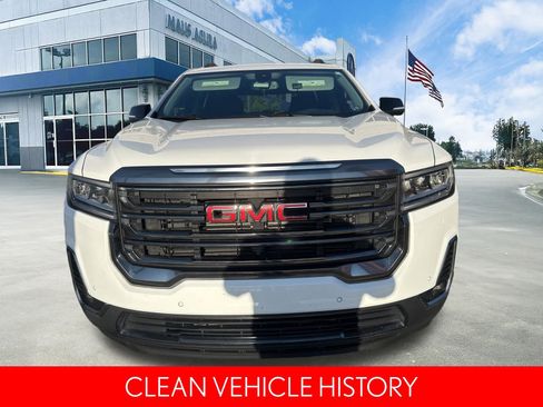 Used 2023 GMC Acadia AT4 w/ Technology Package AWD/4WD image 4