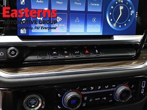 Used 2022 Chevrolet Silverado 1500 LT AWD/4WD image 20