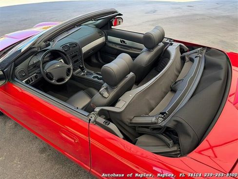 Used 2002 Ford Thunderbird Deluxe image 27