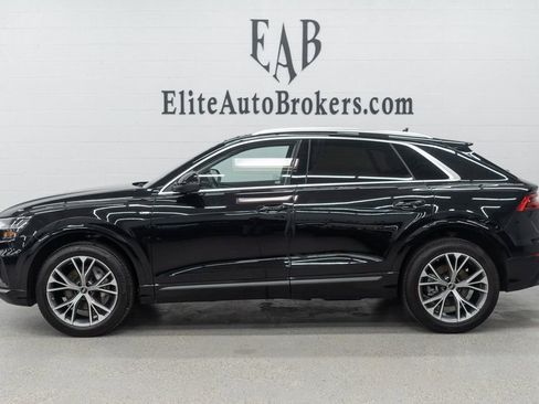 Used 2023 Audi Q8 Premium Plus w/ Premium Plus Package image 2