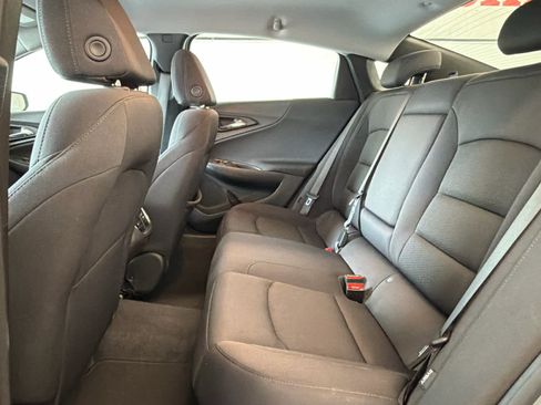 Used 2023 Chevrolet Malibu LT FWD image 19