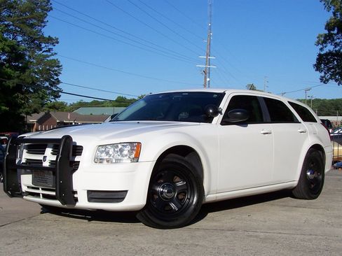 Used 2008 Dodge Magnum image 1