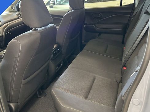 Used 2025 Honda Ridgeline Sport image 6