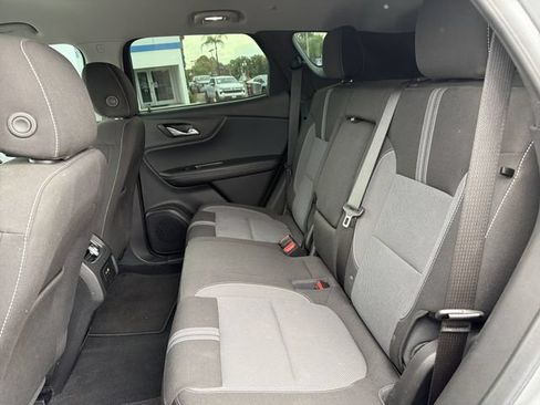Used 2023 Chevrolet Blazer LT FWD image 6