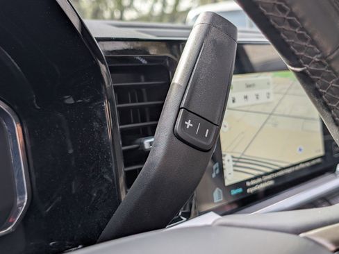 Used 2024 Chevrolet Silverado 3500 High Country w/ Technology Package image 21