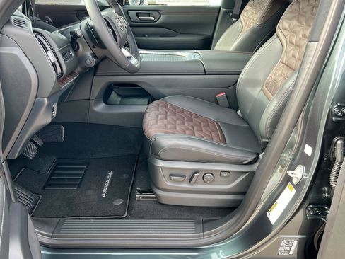 New 2026 Nissan Armada Platinum Reserve image 17