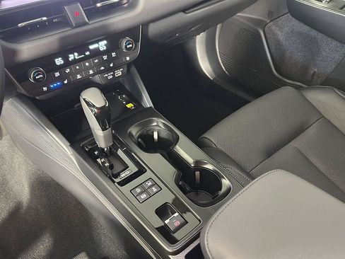 Used 2026 Subaru Outback Touring XT AWD/4WD image 25