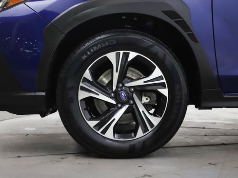 Used 2024 Subaru Crosstrek 2.0i Premium image 30
