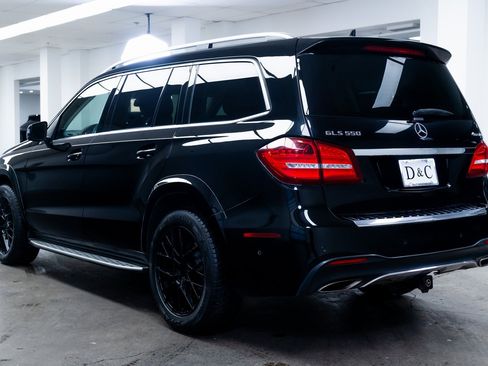 Used 2019 Mercedes-Benz GLS 550 4MATIC image 4